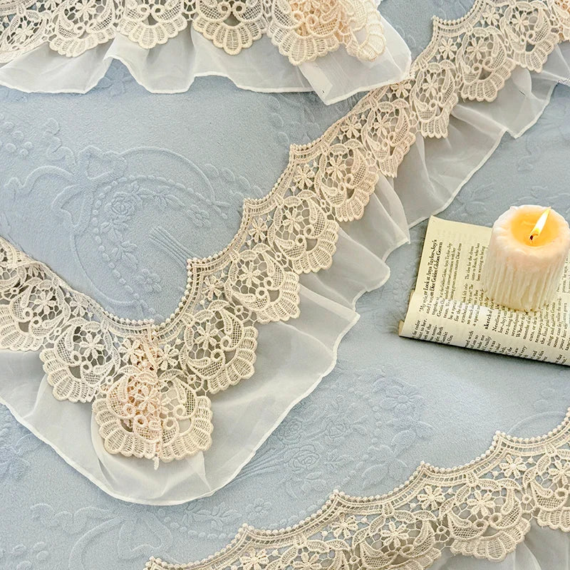 4Pcs Vintage French Romantic Lace Ruffles Carved Velvet Warm Winter Princess Bedding Set