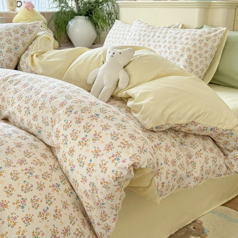 All Season Floral Printed Bedding Set