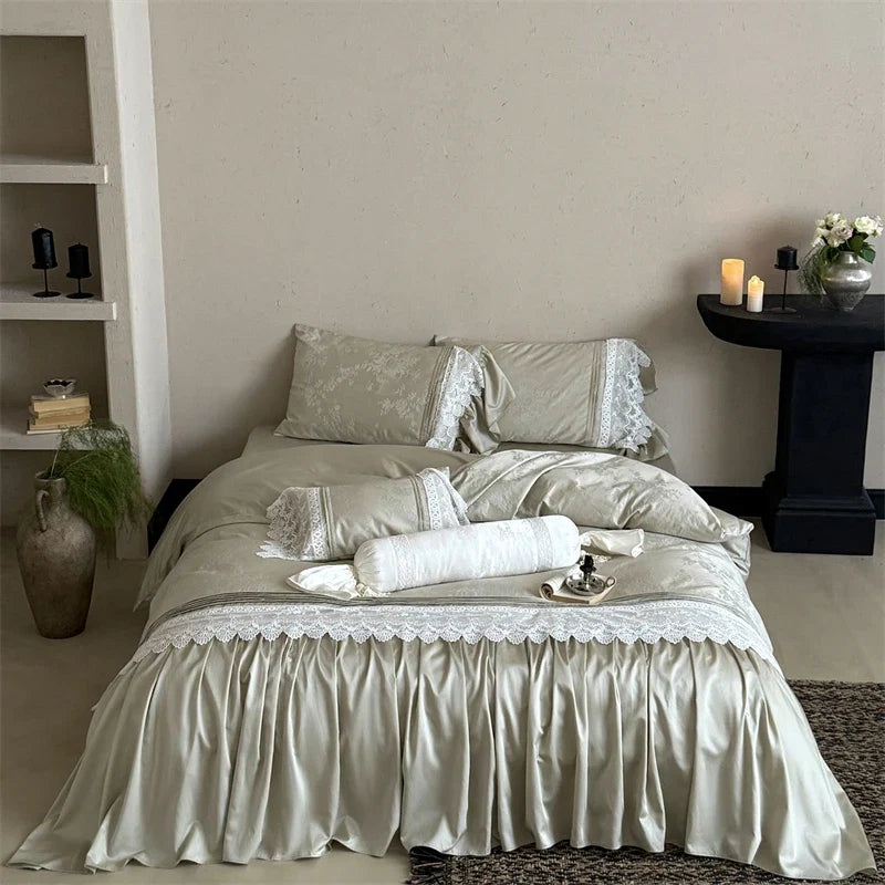 Vintage Embossed Jacquard Large Lace Ruffles Bedding Set