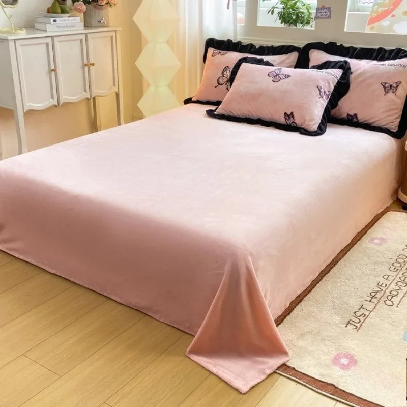 French Style Korean Lace Milk Velvet Bedding Set