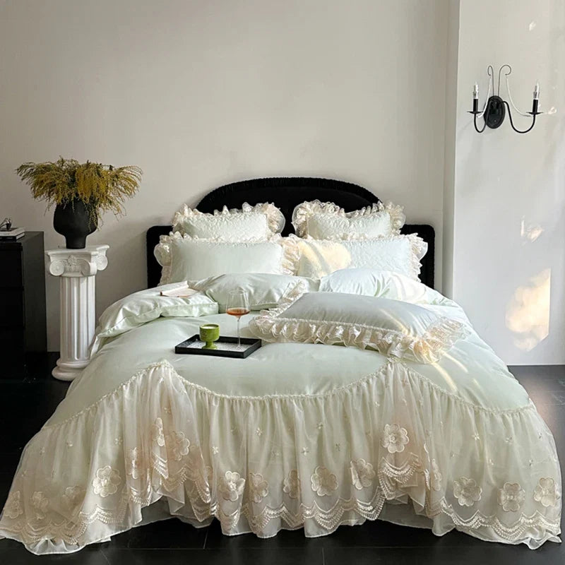 4Pcs Pink Romantic Lace Ruffles Princess Wedding Bedding Set