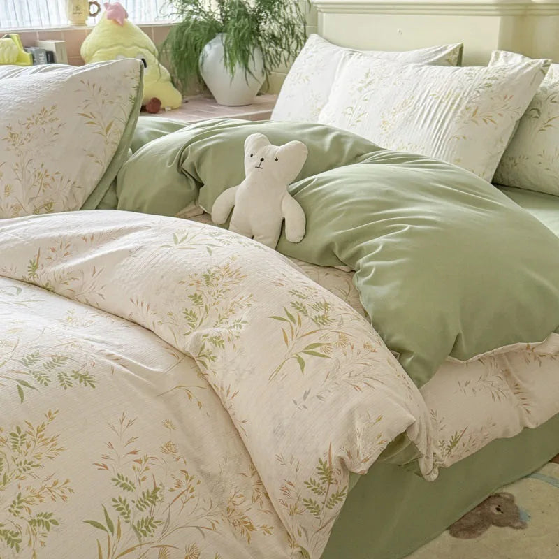 All Season Floral Printed Bedding Set