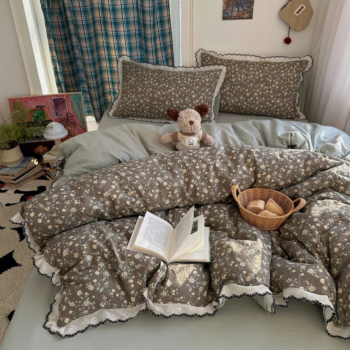 Korean Lace Bedding Set