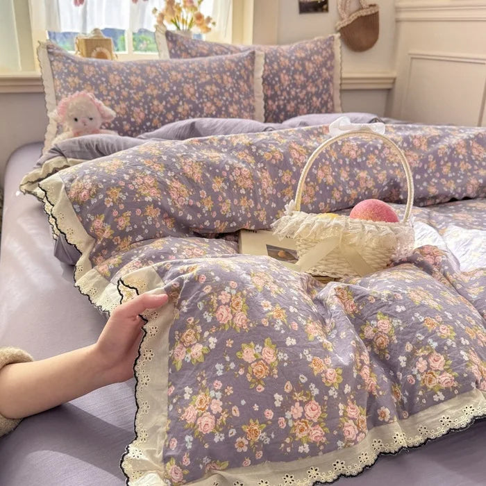 Korean Lace 4pcs Duvet Cover Set with Sheet and Pillowcases Floral Bedding Set