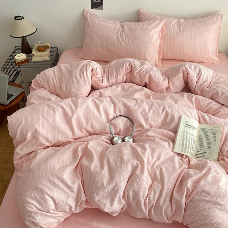 Black Striped Bedding Set