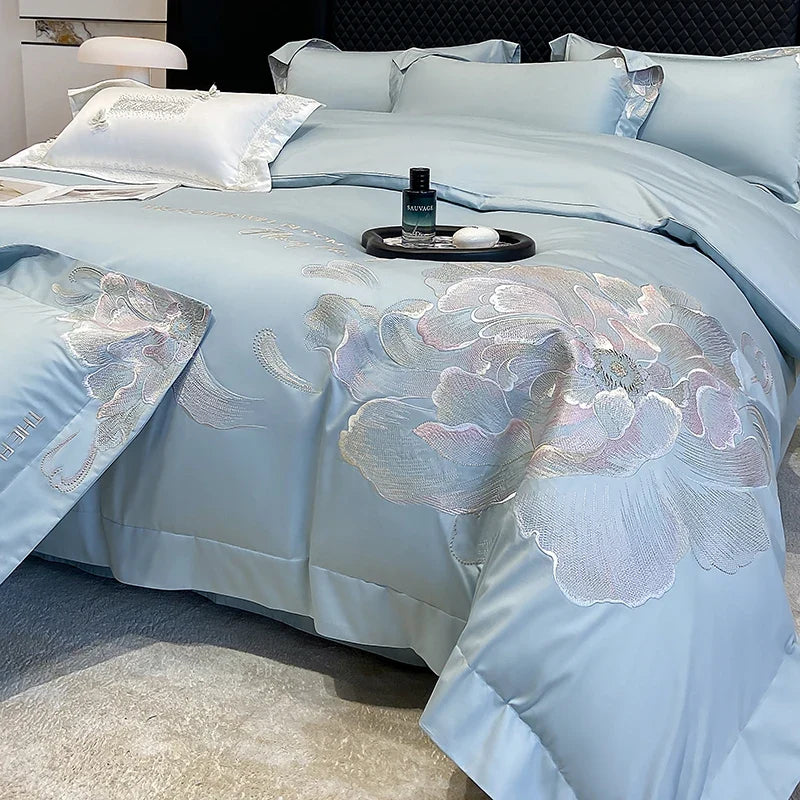100% Egyptian Cotton Flowers Embroidery Luxury Bedding Set