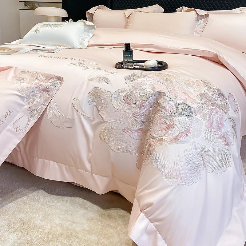 100% Egyptian Cotton Flowers Embroidery Luxury Bedding Set