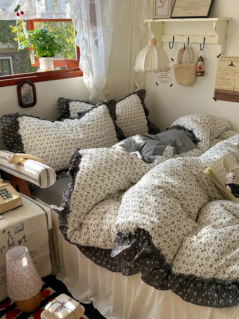 3/4Pcs Vintage Flower Lace Ruffles Skin-friendly Soft Bedding Set