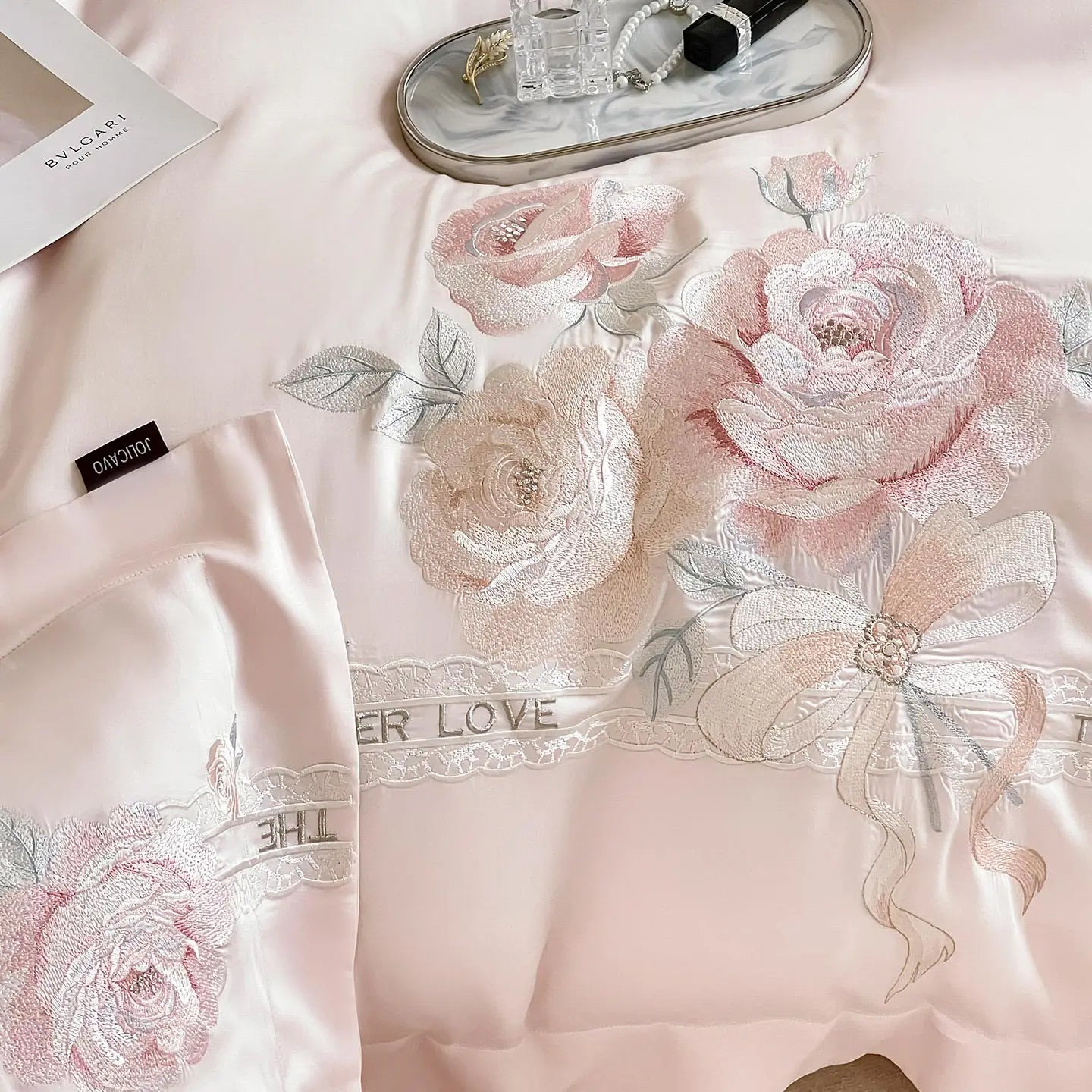 500TC Long-staple Cotton Chic Flowers Butterfly Heavy Embroidery Bedding Set