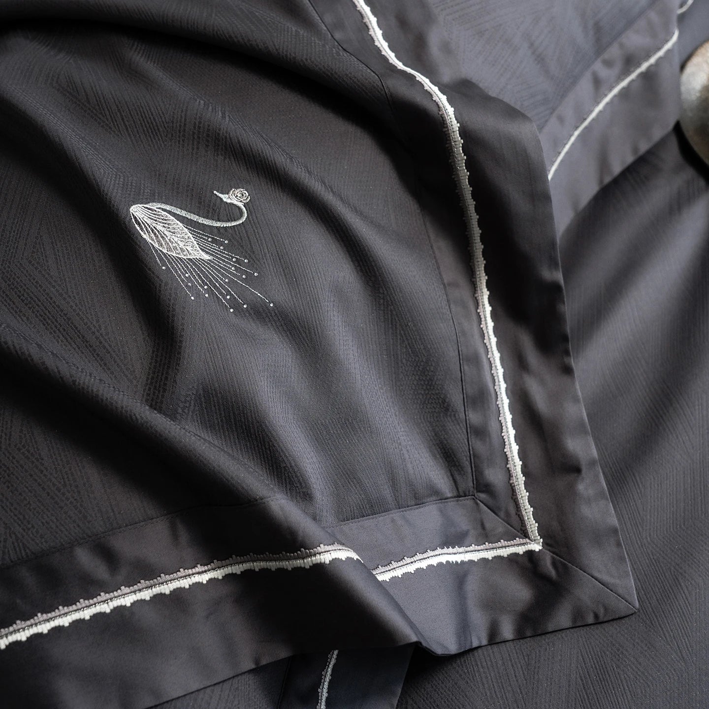 Luxury Embroidery Egyptian Cotton Jacquard Bedding Set