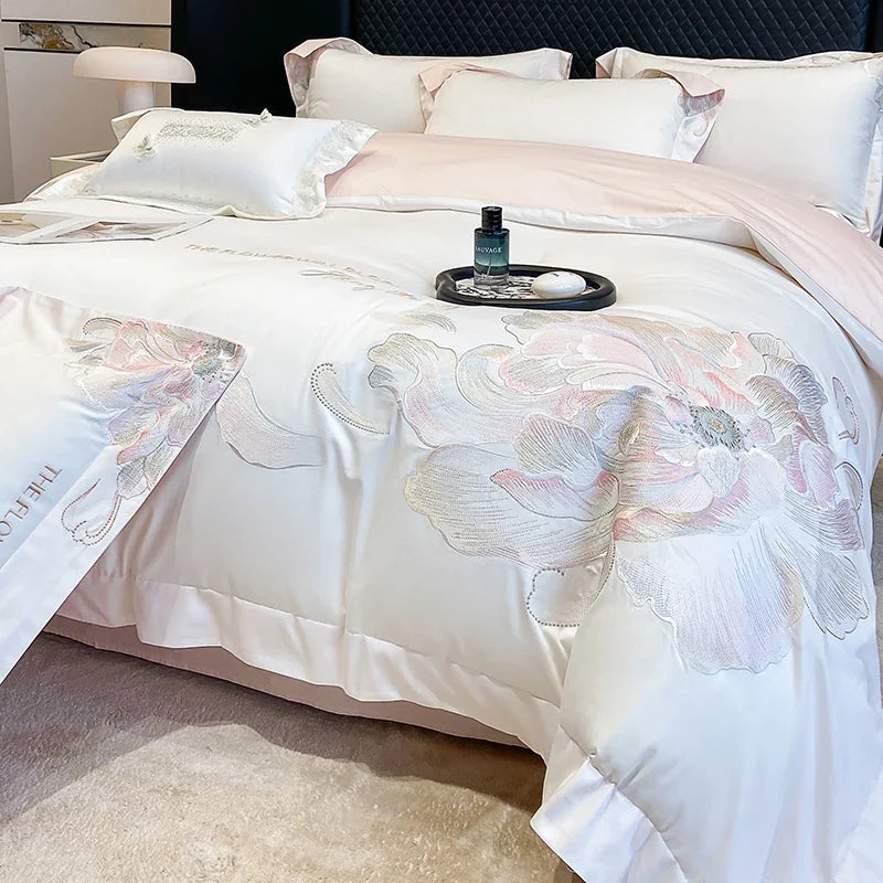 100% Egyptian Cotton Flowers Embroidery Luxury Bedding Set
