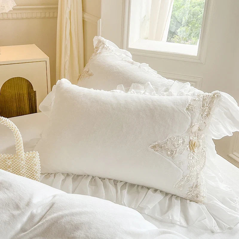 4Pcs Elegant Lace Rose Embroidery Milk Velvet Bedding Sets