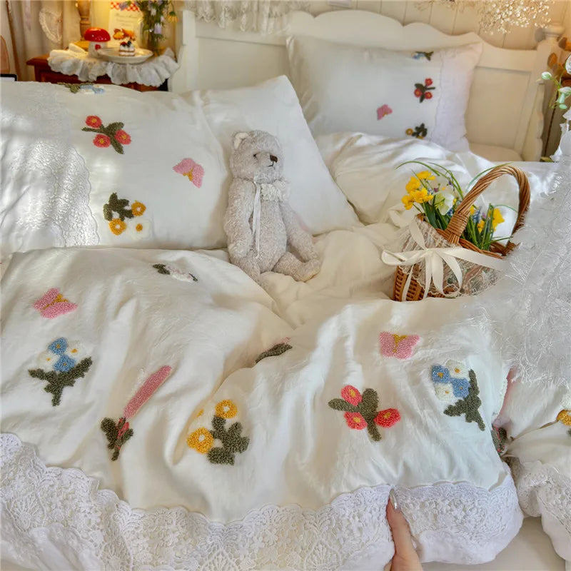 3/4Pcs Korean Princess Style Floral Embroidered Towel Bedding Set