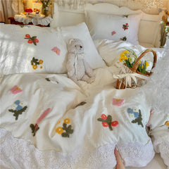 3/4Pcs Korean Princess Style Floral Embroidered Towel Bedding Set