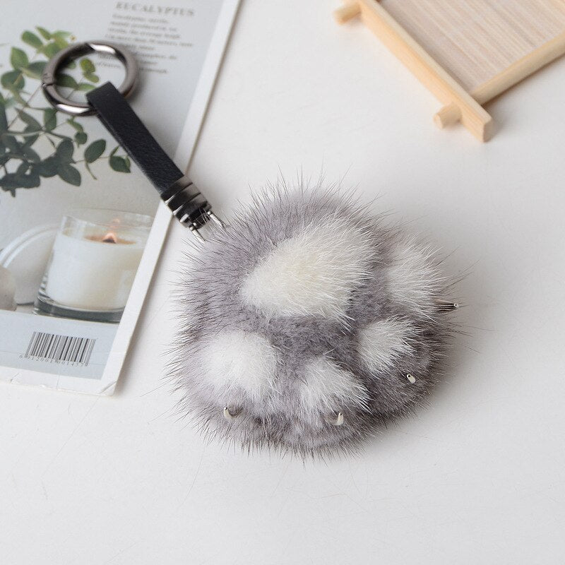 Women Creative Real Mink Fur Cat Paw Keychain Cute Bag Charm Ornaments Soft Pompom Plush Cute Bear Claw Key Ring Car Key Pendant