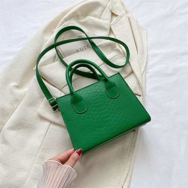 Top Handle Crocodile