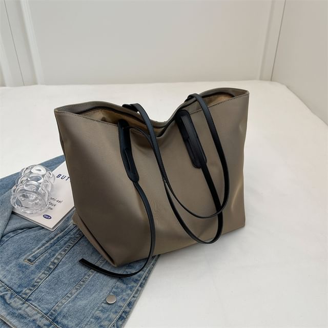 Oxford Tote Bag