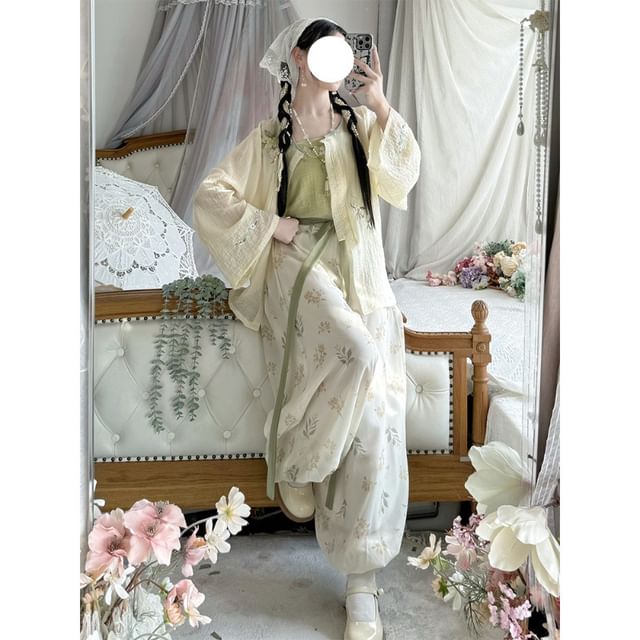 Plain Cami Top + High Waist Floral Print Baggy Pants + Open Front Jacket