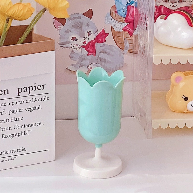 Retro Small Tulip Pen Holder