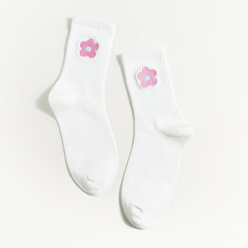 Cartoon Embroidery Flower Socks