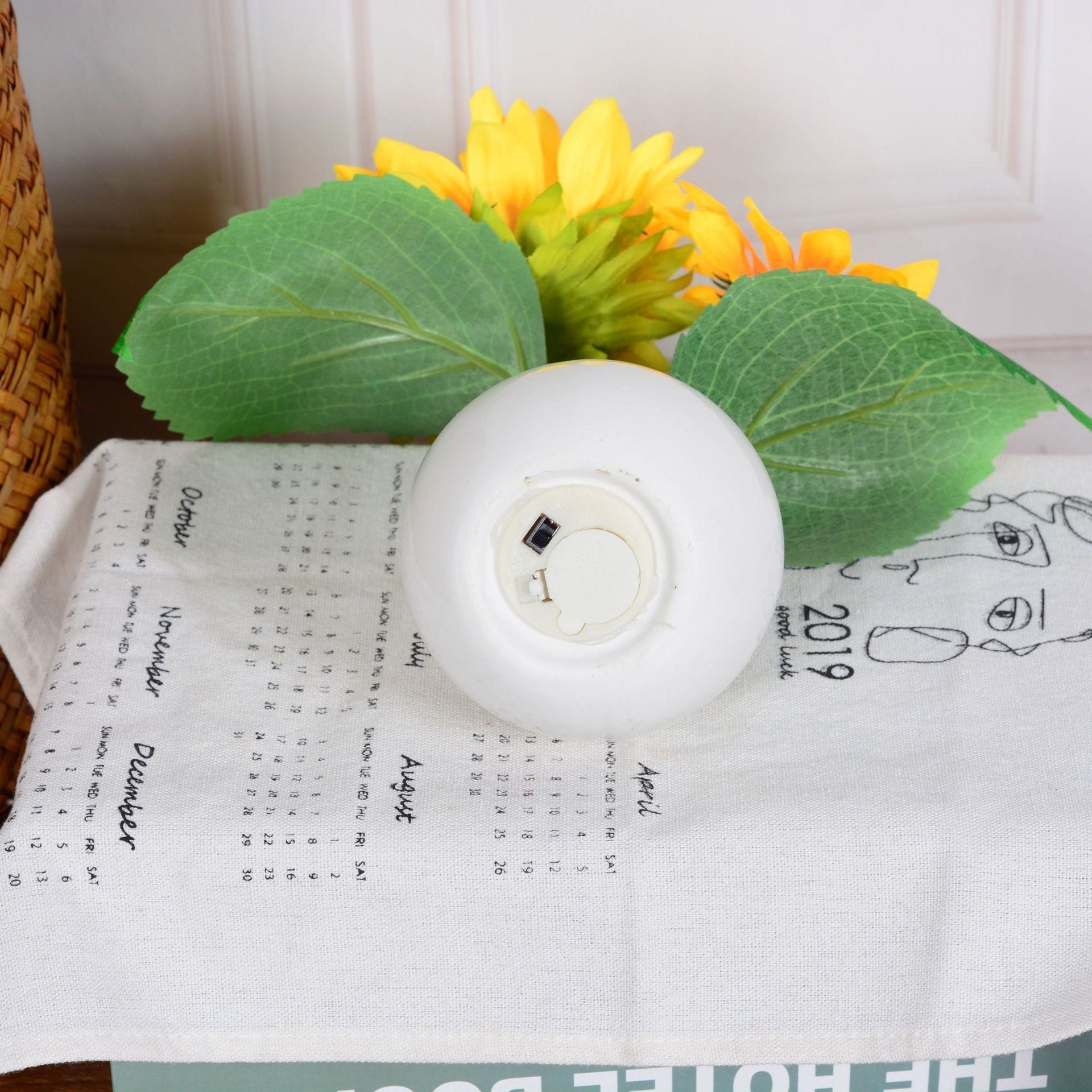 Sunflower Pot Lamp