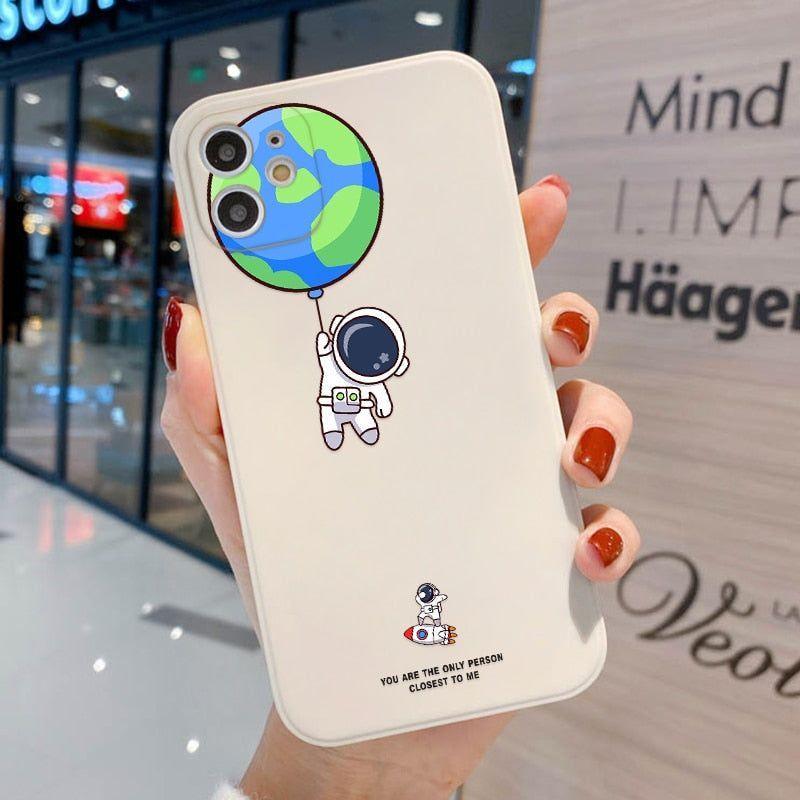 Balloon Astronaut Cute Phone Cases For iPhone 11 13 Pro Max 12 7 8 XR X Xs SE 2020 6 6s Plus Mini SE 2020 11pr Cover (R)