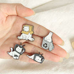 Creative Cute TV Cat Pins