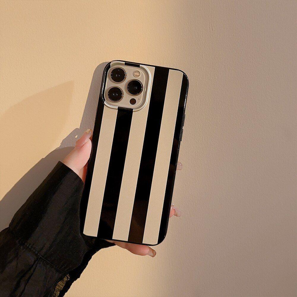 Cute Luxury Retro Glossy Striped Phone Cases for iPhone 14, 13, 12, 11 Pro Max, XR, XS, Mini, 7, 8, and 14 Plus