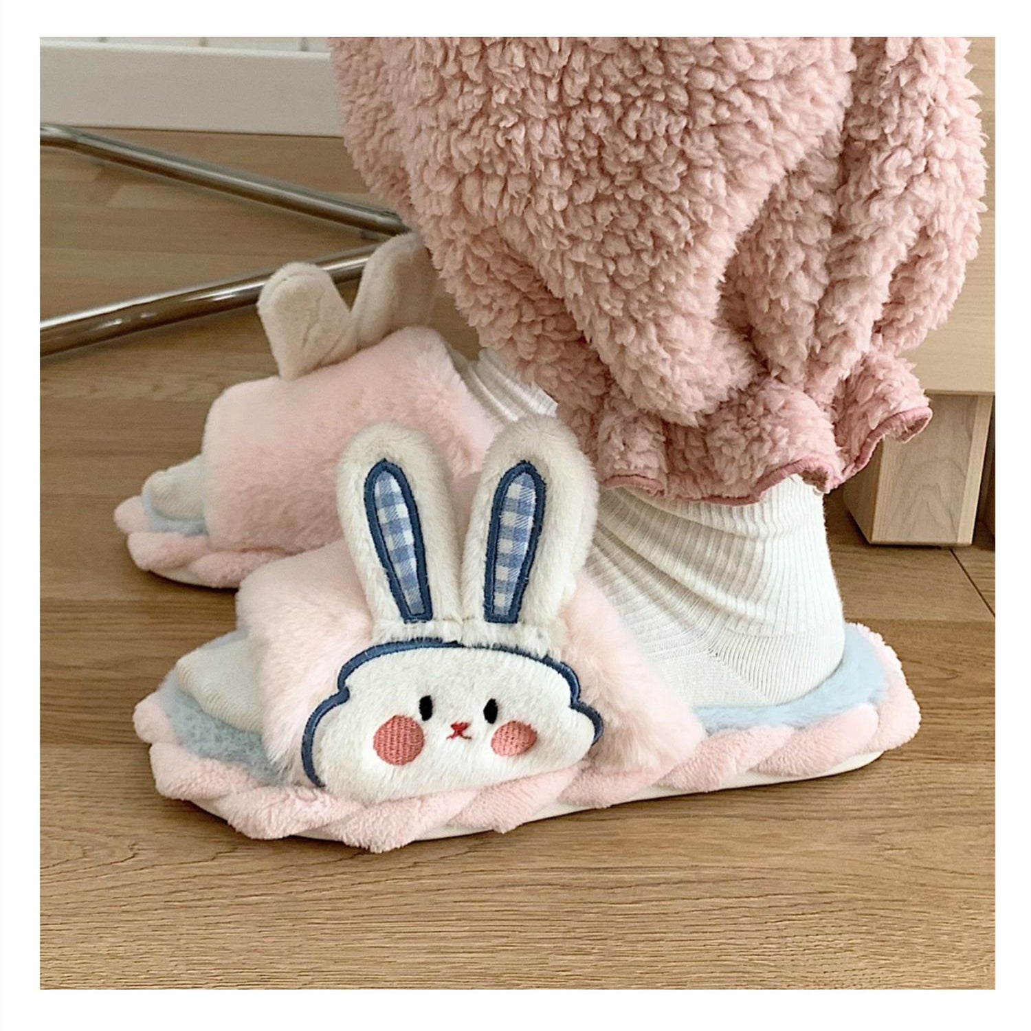 Cute Bunny Ears Plush Slippers