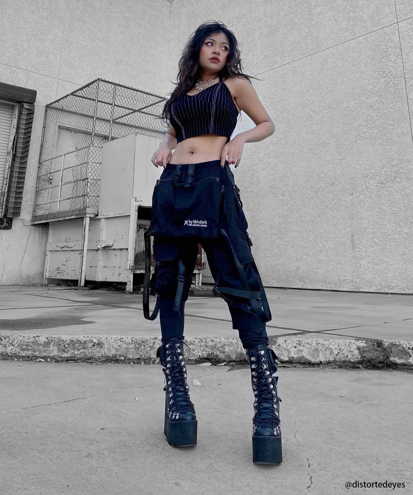 "Streamer stitching" Cargo Pants