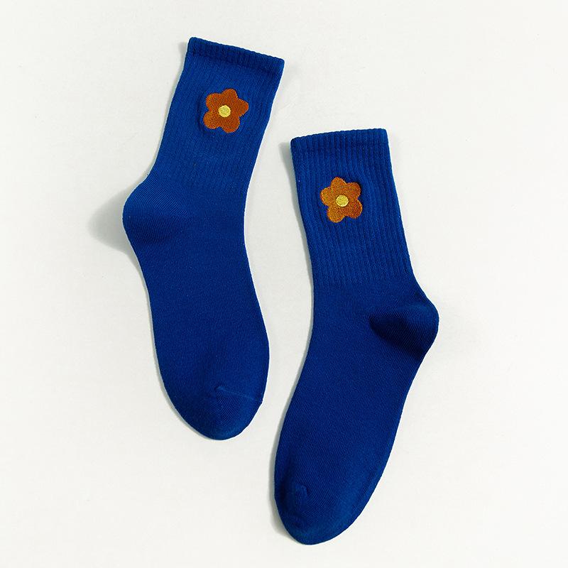 Cartoon Embroidery Flower Socks