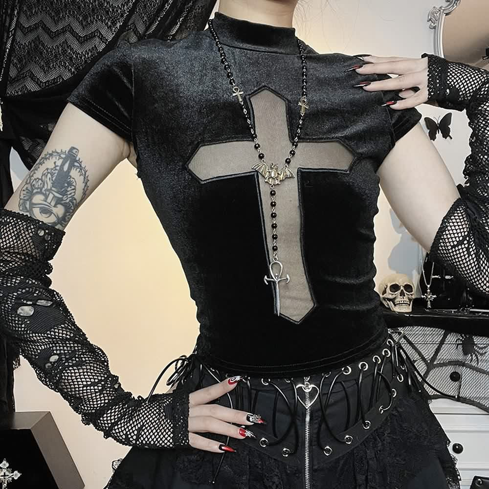 Kurzes T-Shirt aus Samt mit Gothic-Kreuz