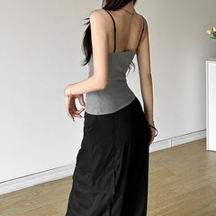 Graues Camisole-Top mit quadratischem Ausschnitt