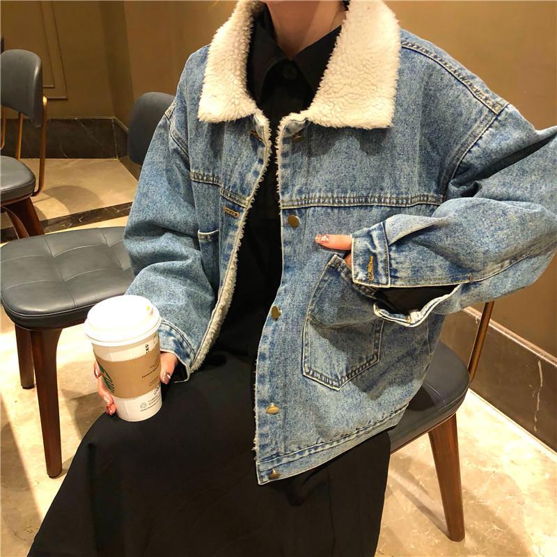 Back Pockets Denim Faux Fur Blue Jacket