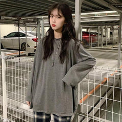 Basic Solid Color Round Neck Long Sleeve Loose T-Shirt