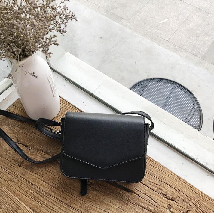 Basic Square Flap Leather Pu Beige Black Shoulder Bag