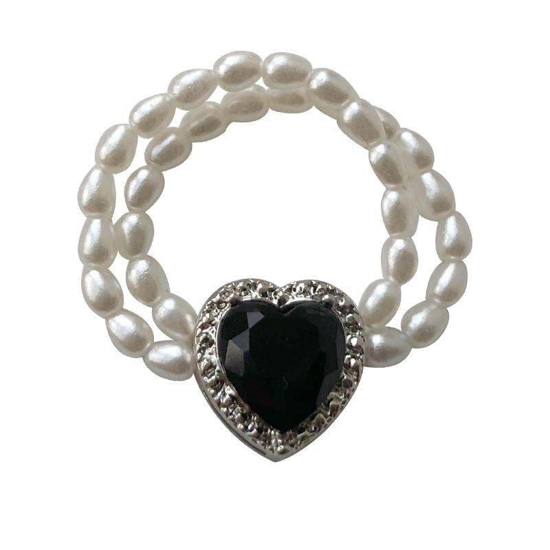 Black Heart Shaped Pearl Beads Adjustable Ring