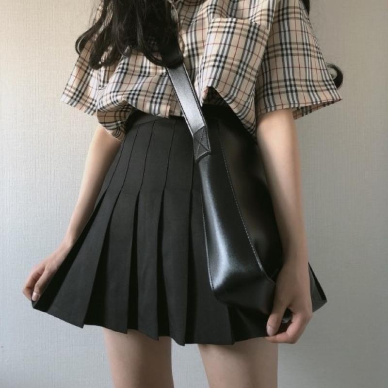 Black Pleated Minimalistic With Hidden Shorts Skirt