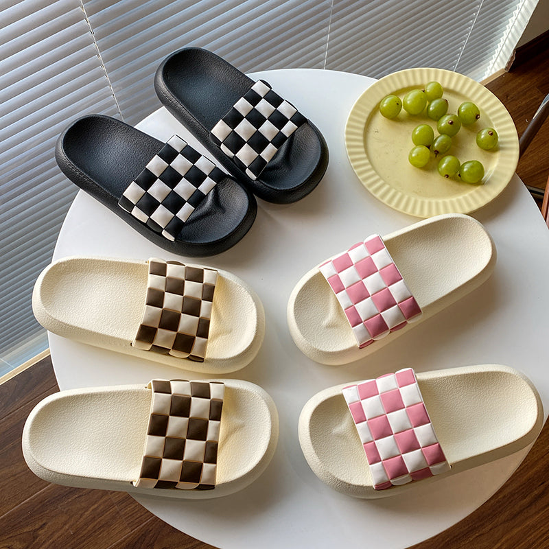 Checkered Aesthetic Rubber Thick Sole Slippers