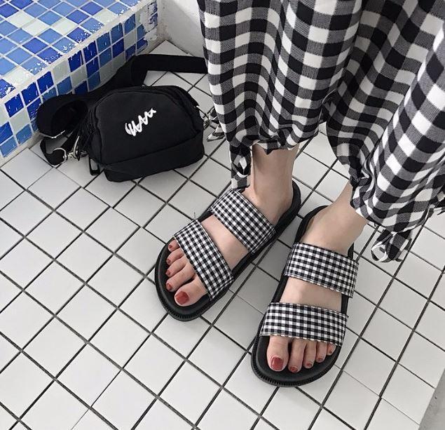 Checkered Black Pu Summer Flat Rubber Sandals