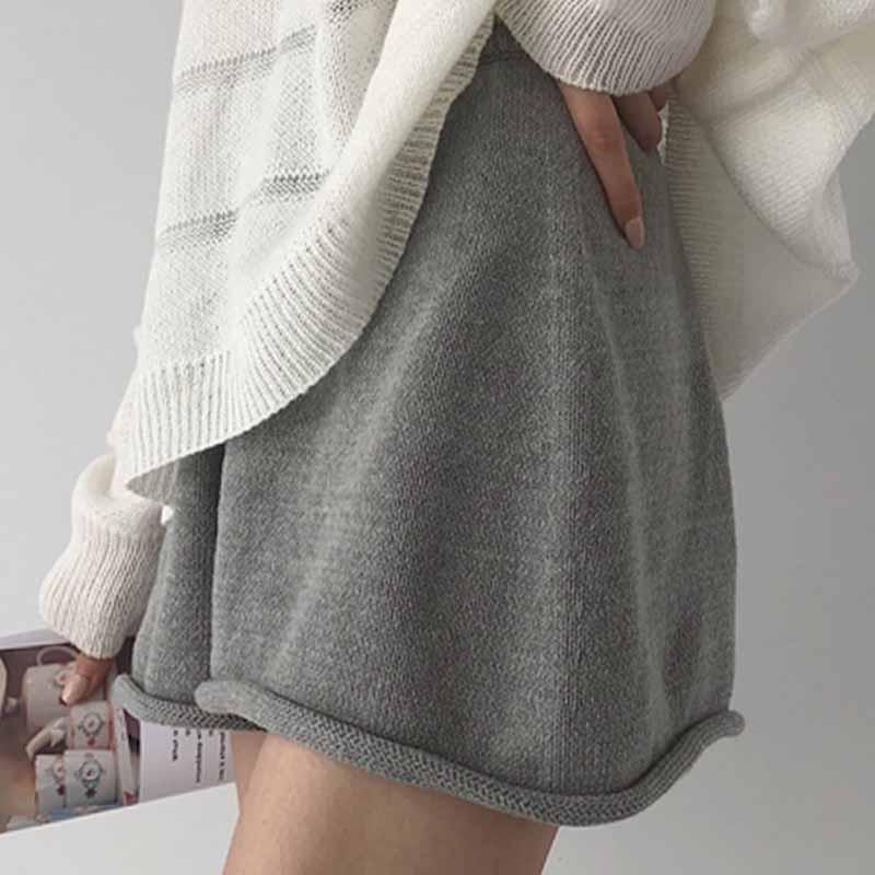 Comfy Basic Knitted Elastic Waist Shorts