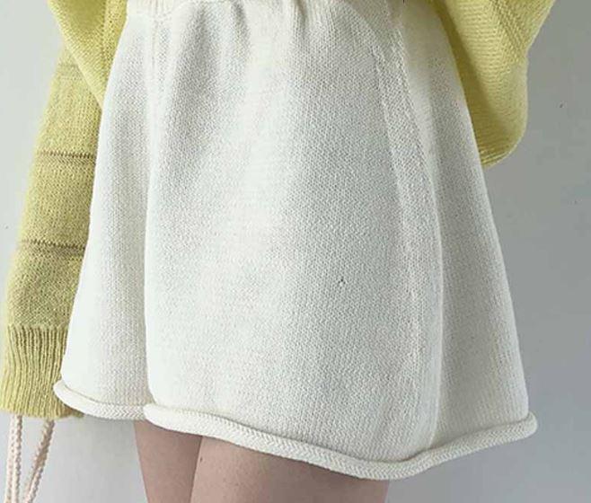 Comfy Basic Knitted Elastic Waist Shorts
