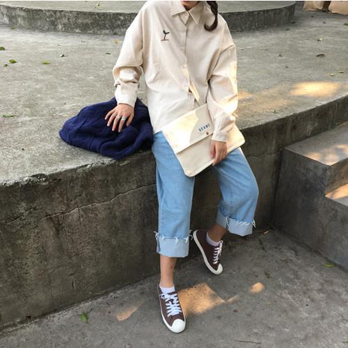 Corduroy Plant Embroidery Long Collar Shirt