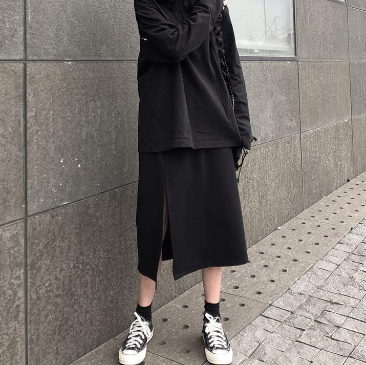 Grunge Black Side Slit Midi Skirt