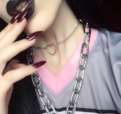 Heart Metallic Minimalistic Chain Choker