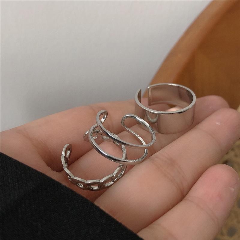 Minimalistic Silver Metal Three Rings Set