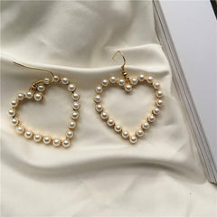 Pearl Hearts Minimal Earrings