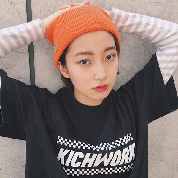 Camiseta extragrande de algodón con letras y estampado de cuadros de Kichwork 