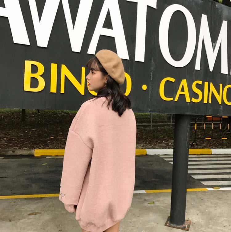 Soft Fluffy Flowers Embroindery Long Sleeve Oversized Sweatshirt