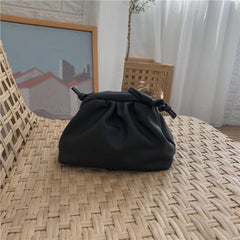 Bolso de hombro pequeño tipo clutch de piel sintética suave en colores lisos